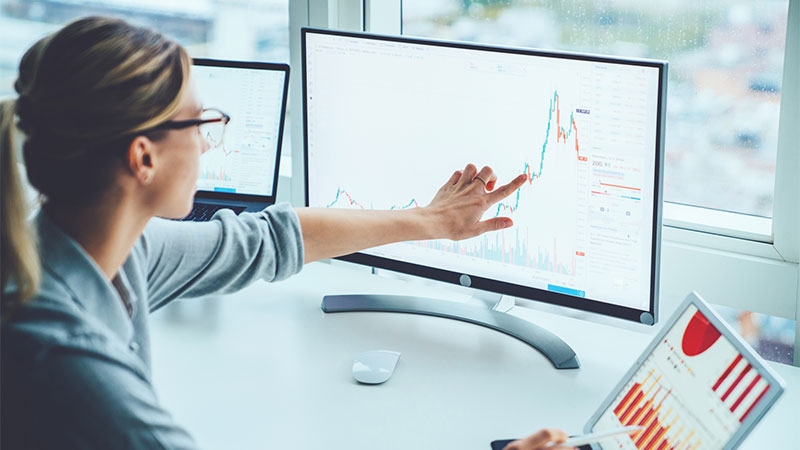 remoted services expert monitoring dashboard with analytics 